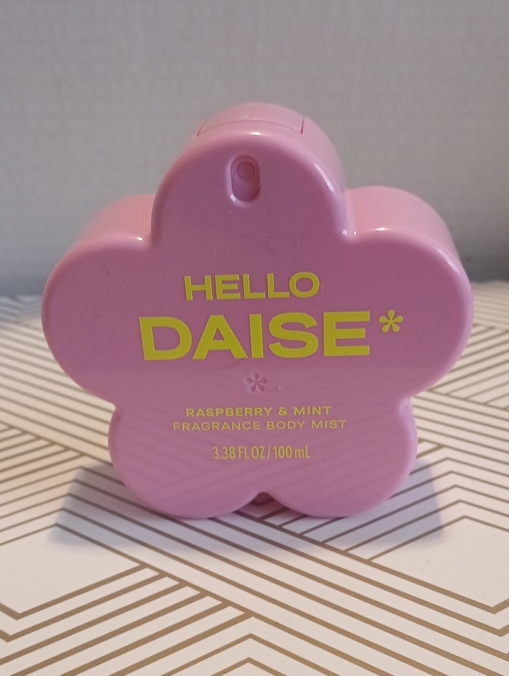 Hello Daise Raspberry & Mint Fragrance Body Mist NEW